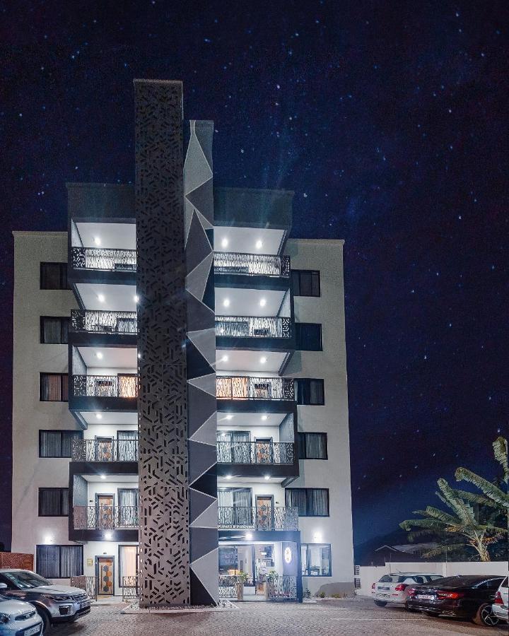 The Avery Apartments At Odomaa Place, East Airport Akra Dış mekan fotoğraf